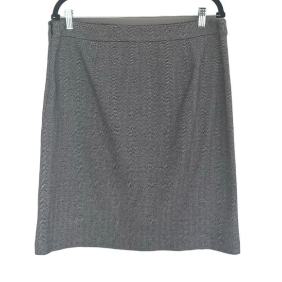 Women's Talbot's Classic Pull On‎ Chevron Skirt Size 12 - Picture 1 of 4